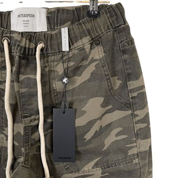 NEW! One Teaspoon Camo Shabbies Drawstring Elastic Waist Green Tan Size XS - Picture 3 of 10